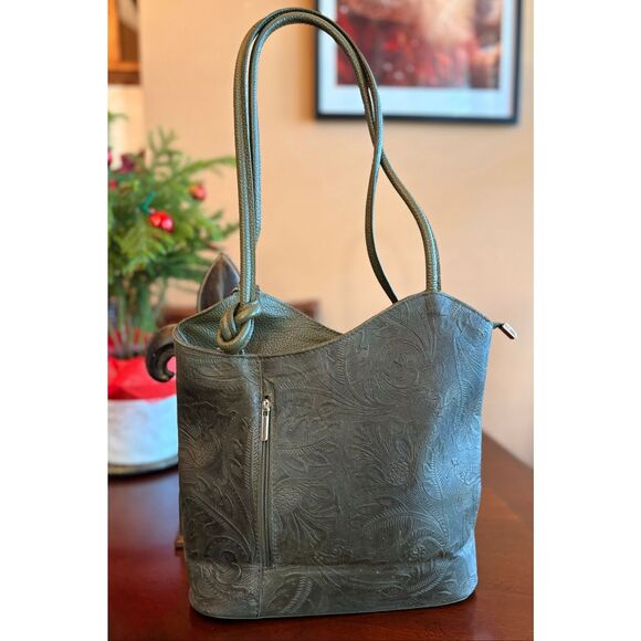 SOLO PERCHE - 🎉HP🎉NWOT "Varese" Tooled Leather Shoulder-to-Backpack/Olive Green - Picture 4 of 16